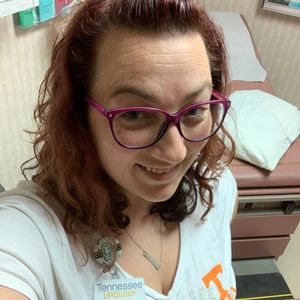 Meet your Posher, Eva